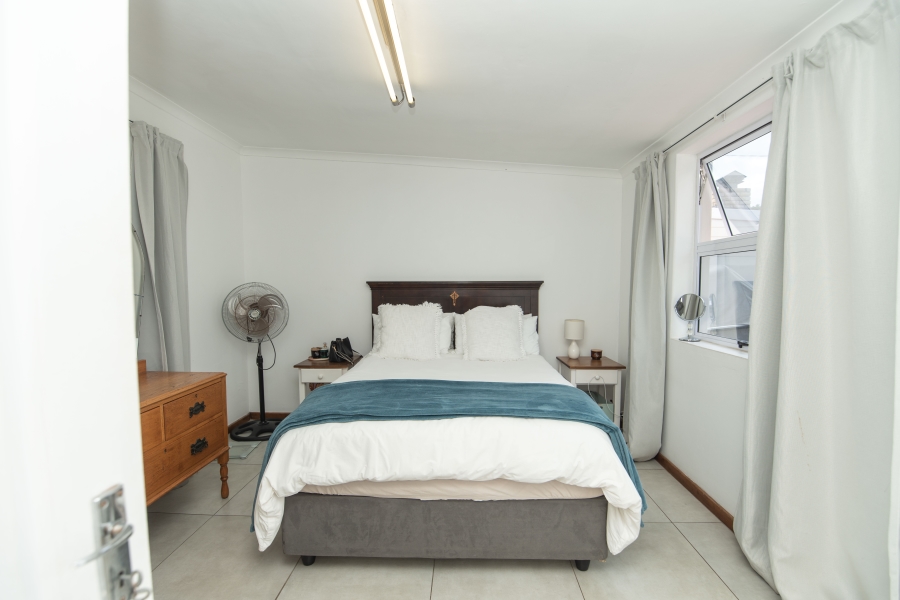4 Bedroom Property for Sale in Summerstrand Eastern Cape